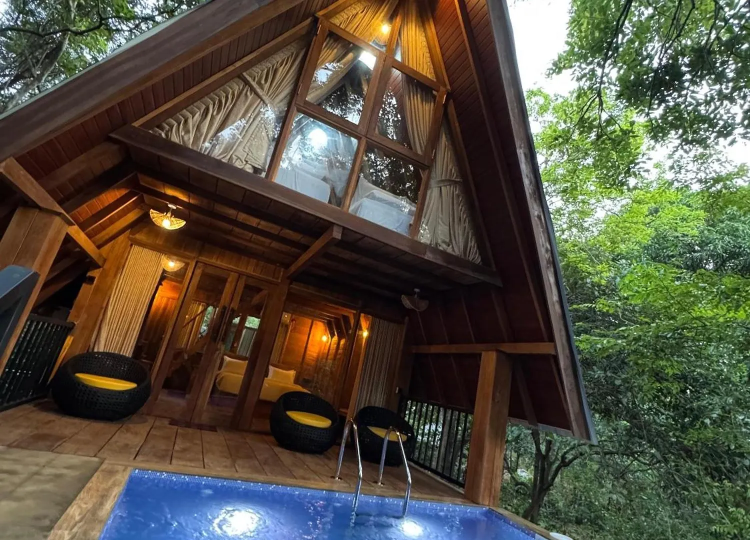 Habarana Tree House Mutu Village Resort