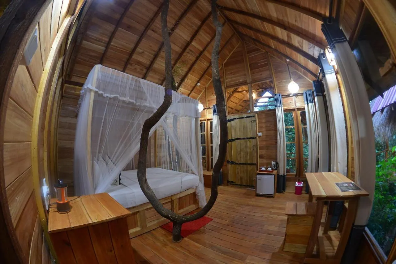 Habarana Tree House Mutu Village Resort