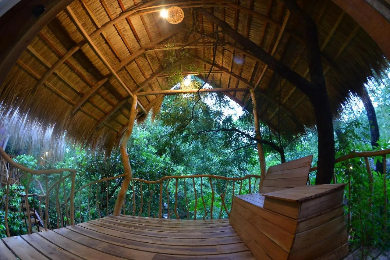 Habarana Tree House Mutu Village 3*,