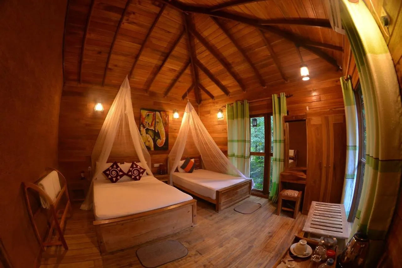 Habarana Tree House Mutu Village 3*,  Sri Lanka