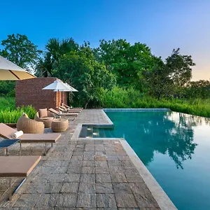 Resort Taru Maia -