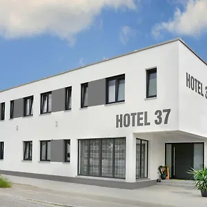 Frühstückspension 37