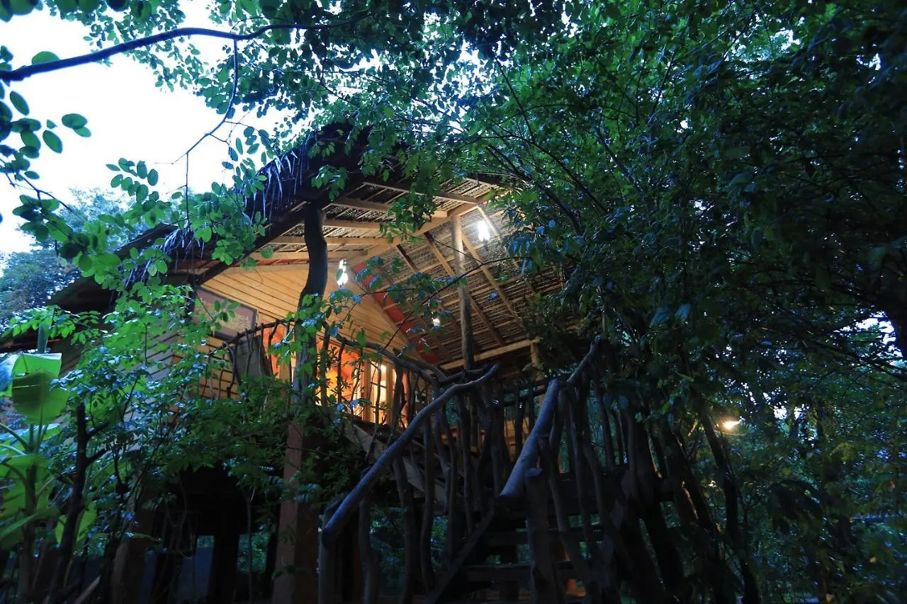 Θέρετρο Habarana Tree House Mutu Village
